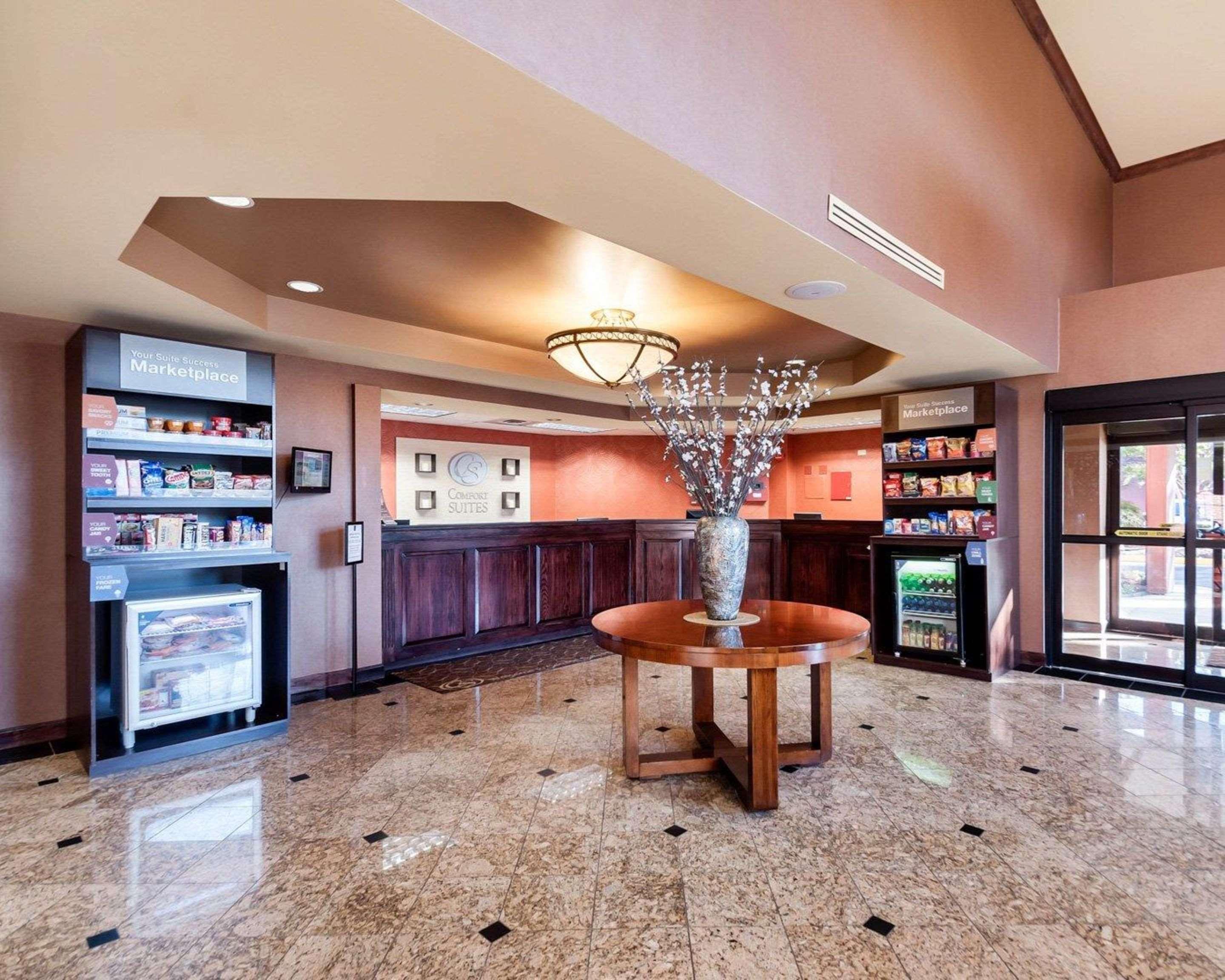 Comfort Suites Dulles Airport Chantilly Exterior photo