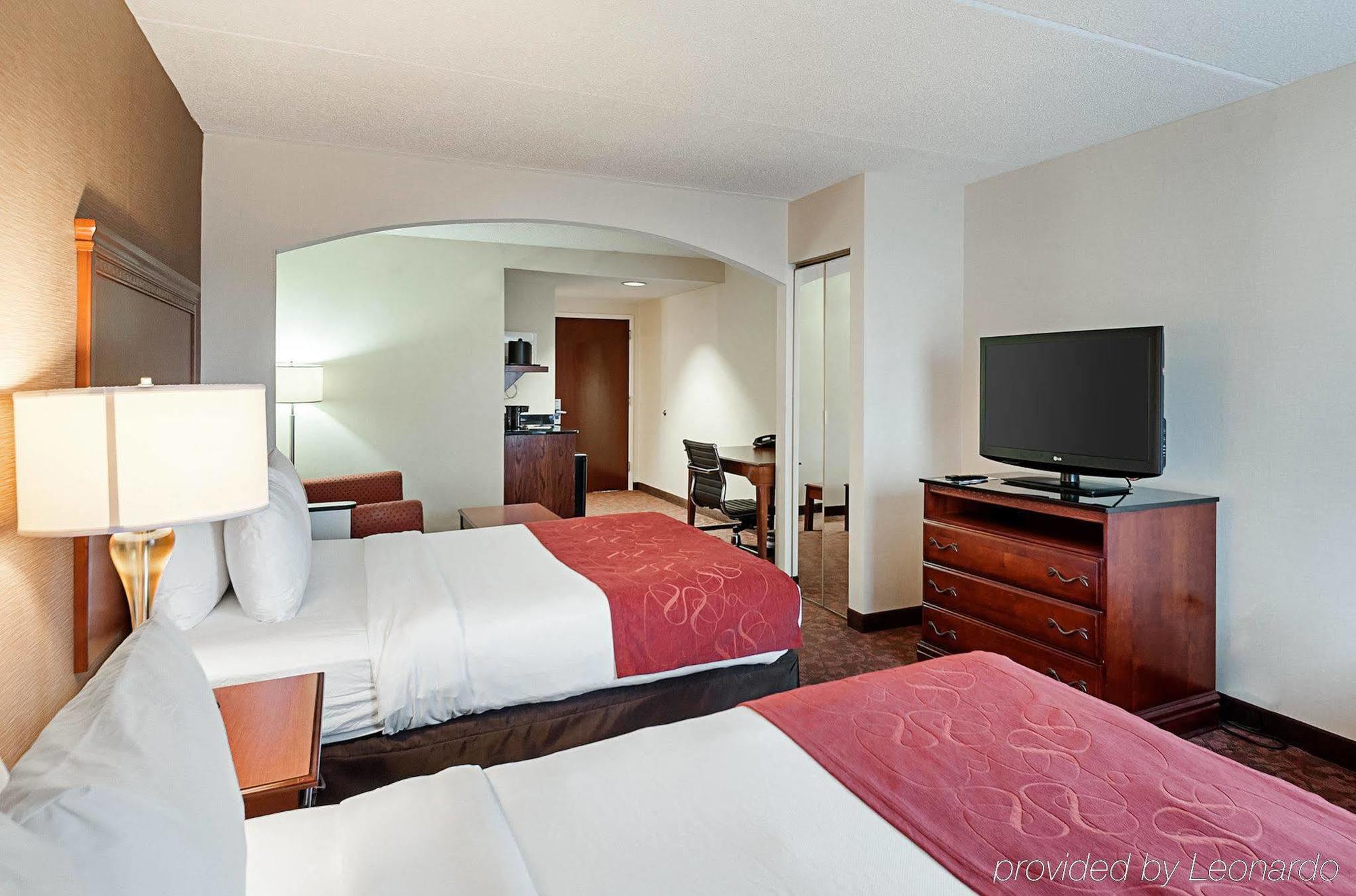 Comfort Suites Dulles Airport Chantilly Exterior photo